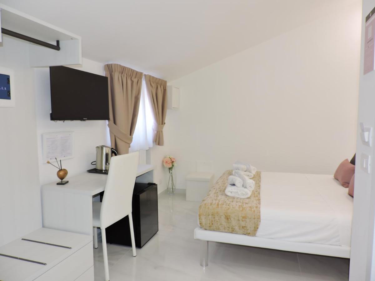 Villa Gabriella - Rooms & Breakfast Sant'Agnello Exterior photo